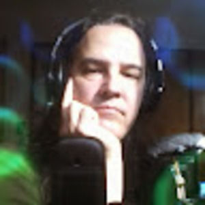 Meet your Posher, Elisdad